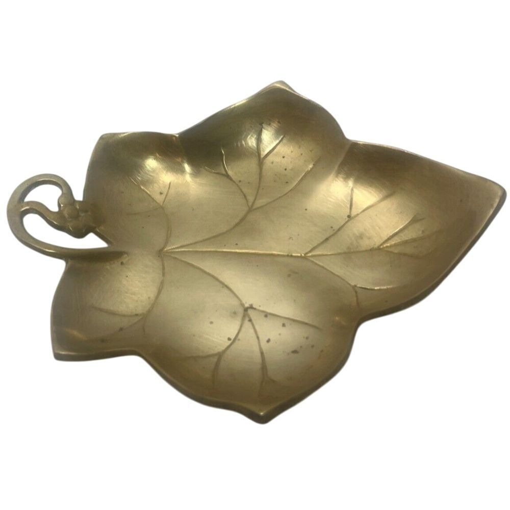 MCM Brass Grape Vine Leaf-Shaped Trinket Dish‎ With Handle Patina 8" Vintage